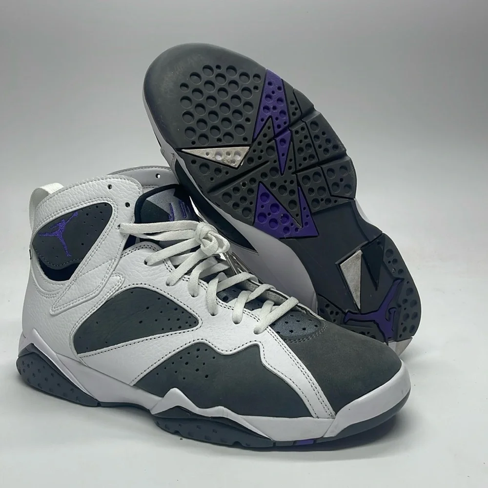 Men’s Air Jordan 7 Retro White/Gray/Purple CU9307-100 USED Size 9.5 without box - Picture 1 of 11